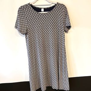 Short sleeve swing dress